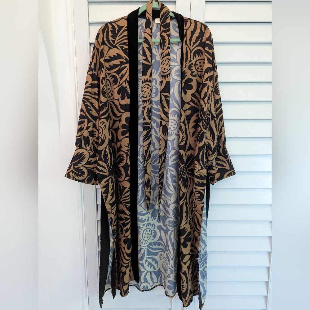 Kimono Gold And Black With Velvet Details Gem
